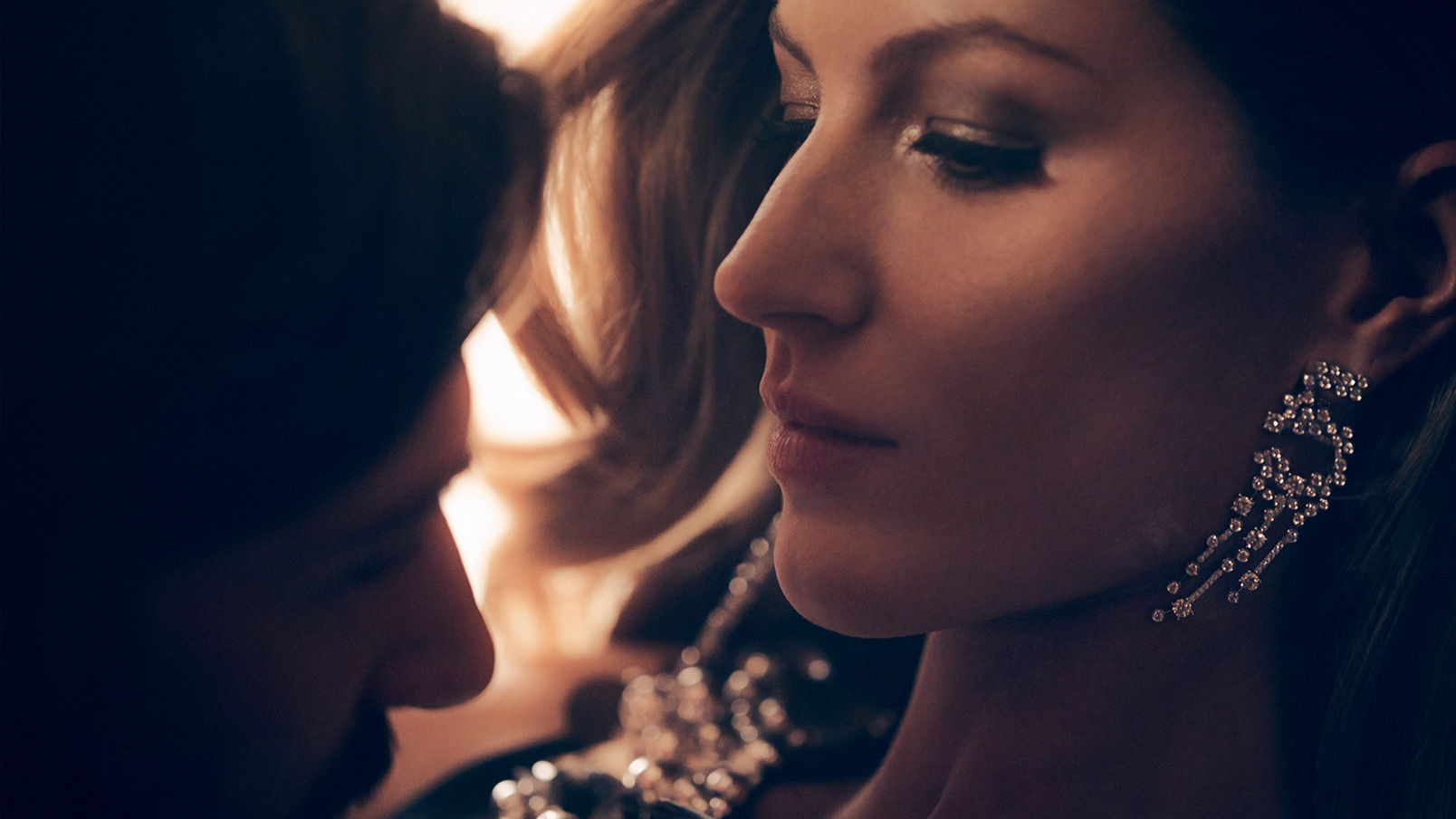 Chanel dévoile son nouveau film pour le N°5 avec Gisele Bündchen