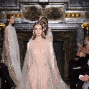 Haute couture printemps-été 2016 : VALENTINO