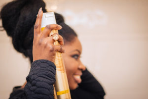 LA LAQUE ELNETT DE L’OREAL PARIS
