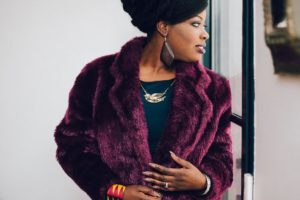 Mon manteau prune en fausse fourrure