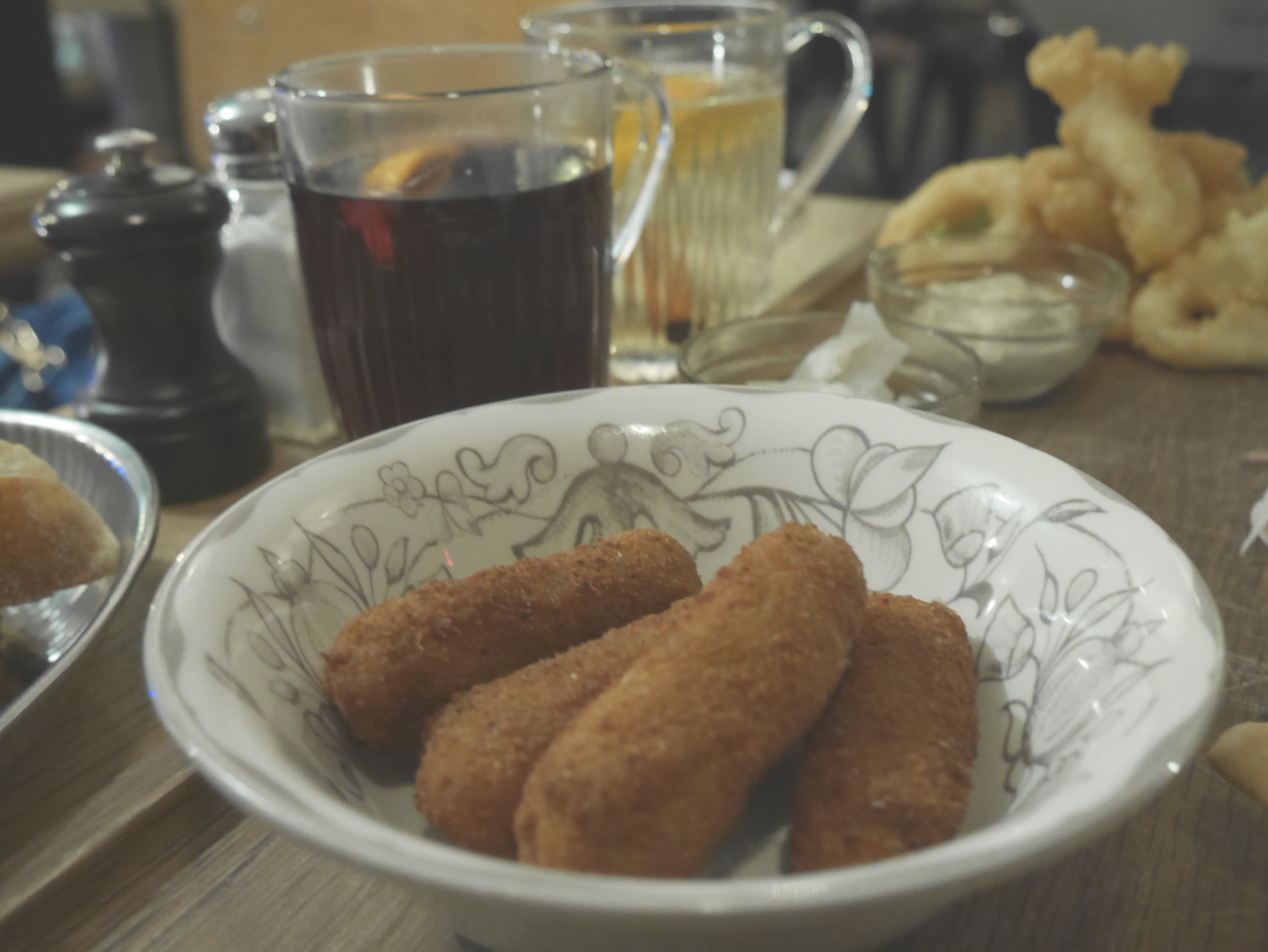 En mode cocooning et cosy chic. Rendez-vous à la brasserie d’Auteuil pour une pause gourmande et détente.