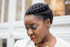 Coiffure : Des nattes collées