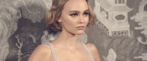 Lire la suite à propos de l’article Lily-Rose Depp incarne le visage du nouveau Chanel n° 5, L’Eau