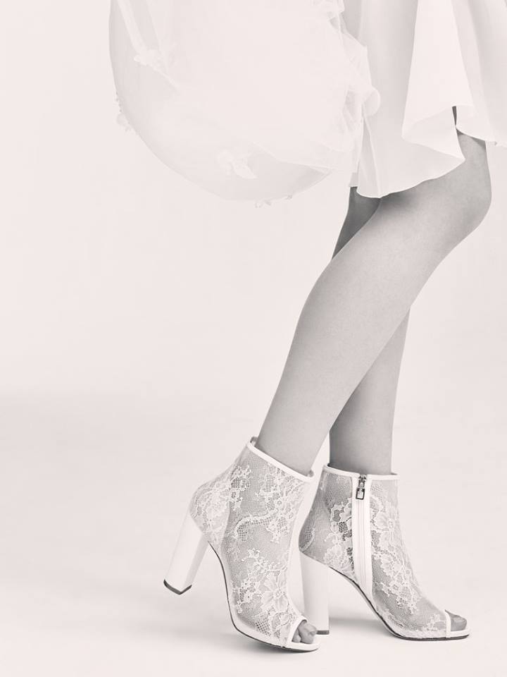 Des chaussures de mariée signées ELIE SAAB