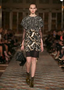 En images : revivez le défilé Dior Croisière au Blenheim Palace