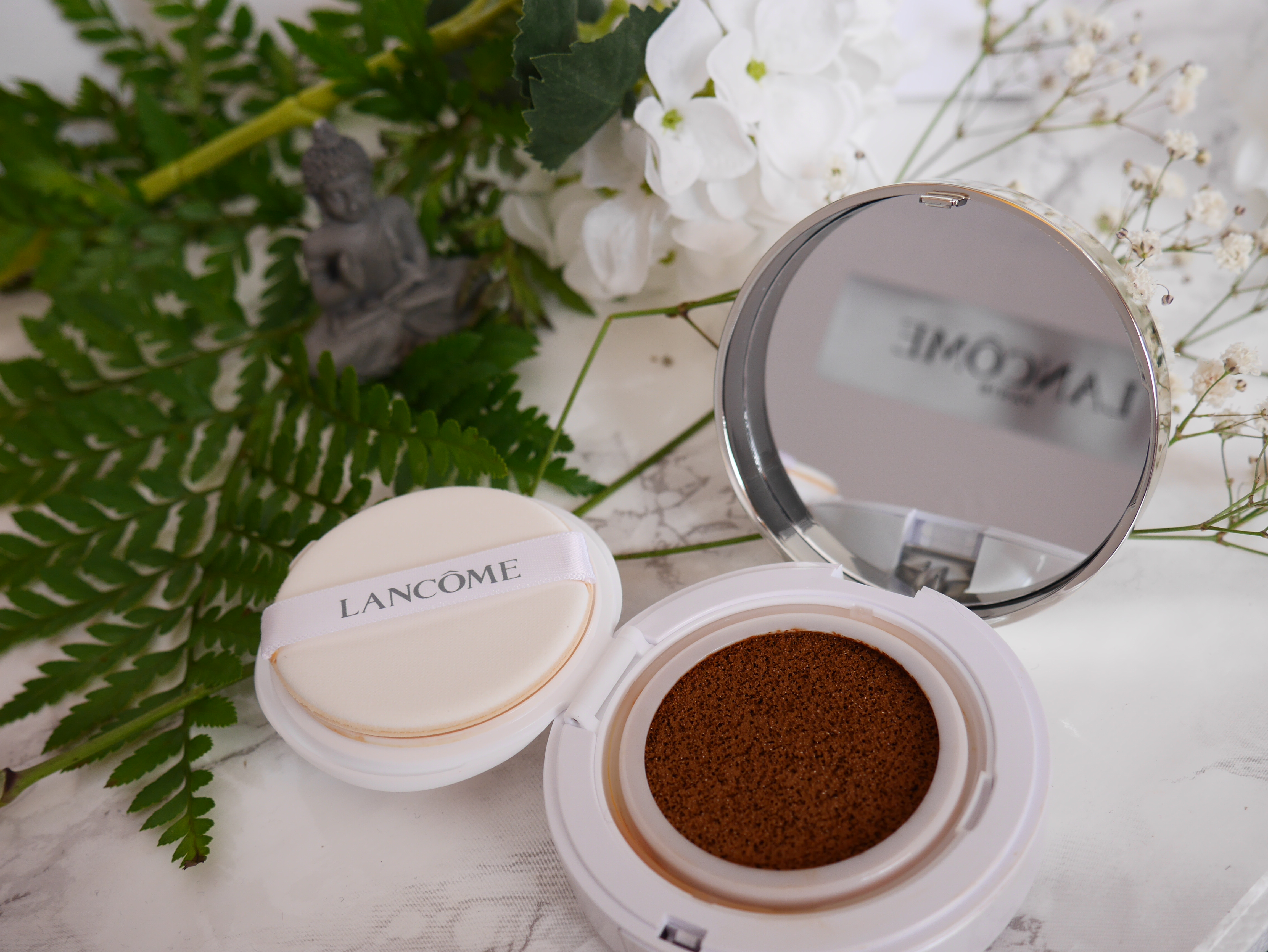 Lire la suite à propos de l’article Mon nouveau fond de teint Miracle Cushion de Lancôme Paris