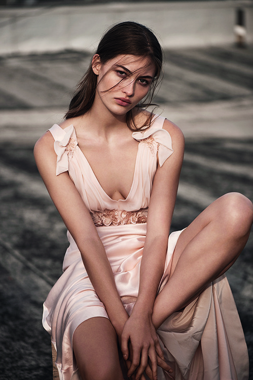 LA PREMIERE COLLECTION DE ROBES DE MARIEE SIGNEE TOPSHOP lby_topshop_25f_shot_24_138_a4_72dpi_fogra_tif_5622_jpeg_8283.jpeg_north_499x_white