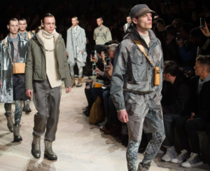 Lire la suite à propos de l’article Louis Vuitton : le dernier défilé de Kim Jones