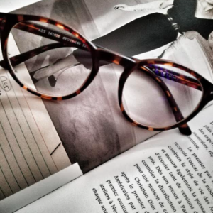 Pourquoi j’ai décidé de porter des lunettes anti-lumière bleue ?