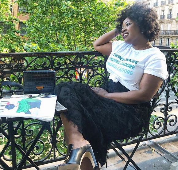 You are currently viewing COMORES J’ADORE…LE TEE SHIRT 100% COTON BIO DE SAKINA M’SA