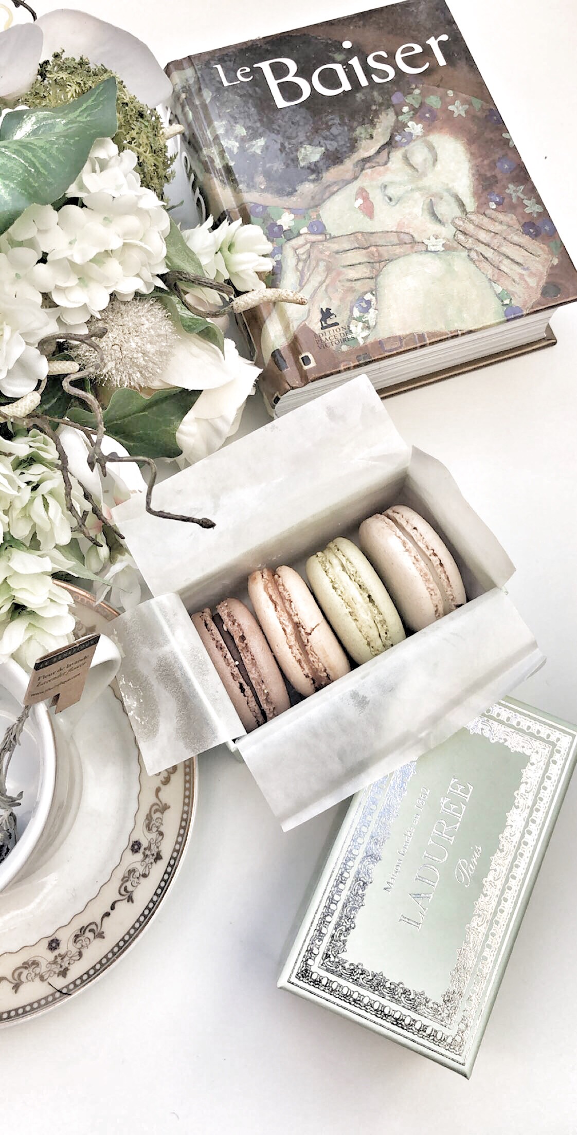 You are currently viewing Hilton x Ladurée