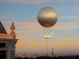 Ne manquez pas cette opportunité unique de faire partie de l'histoire des Jeux Olympiques. Venez admirer la vasque de la flamme olympique aux jardins des Tuileries et explorez les nombreux points de vue que Paris a à offrir. Que ce soit pour une journée de visite ou une soirée romantique, la magie olympique est à portée de main.