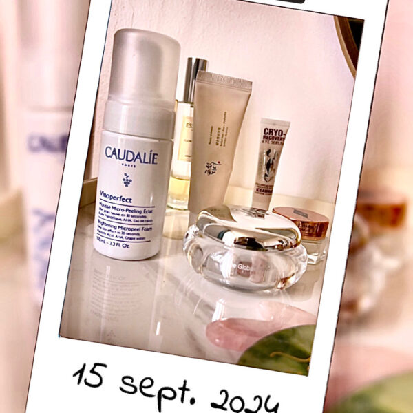 L’été touche à sa fin, mais ce n’est pas une raison pour dire adieu à ce joli teint lumineux que vous avez cultivé pendant les vacances ! Après des mois passés au soleil, votre peau est dorée, rayonnante, et pleine de vitalité. Pour prolonger cet éclat estival même lorsque les températures baissent, il est essentiel d’adopter une routine beauté adaptée. Voici 5 astuces pour préserver et prolonger la beauté de votre peau après l'été.