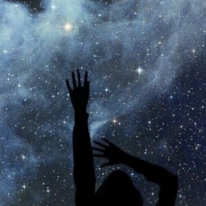 Je me relie à ma vérité intérieure. Je choisis la paix dans mes mots, l’amour dans mes gestes, et la lumière dans mes choix
